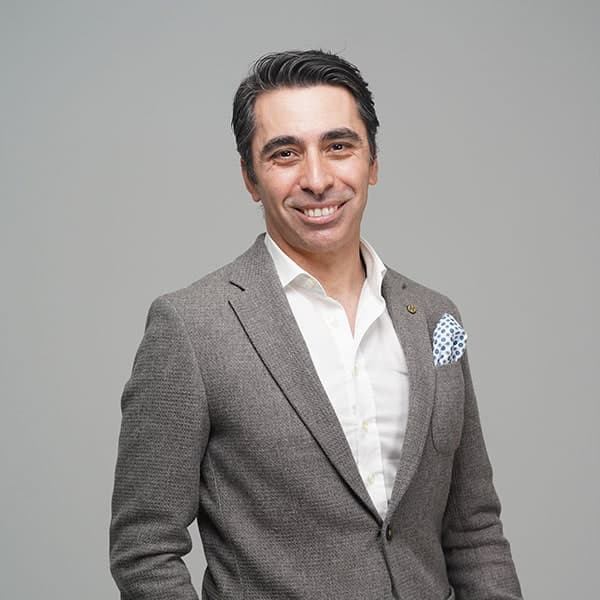 Özgür Bultan